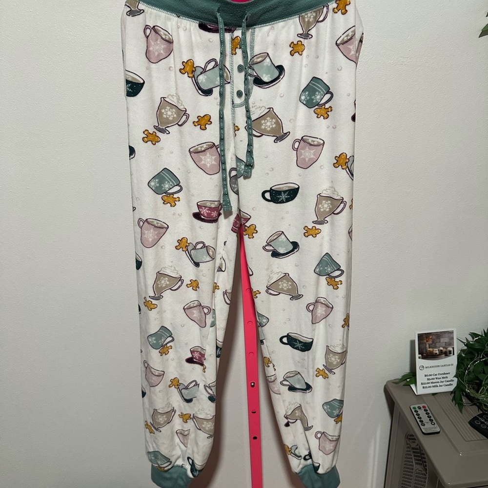 Secret Treasures Pajama Pants with Teacup Print - Cream and Green